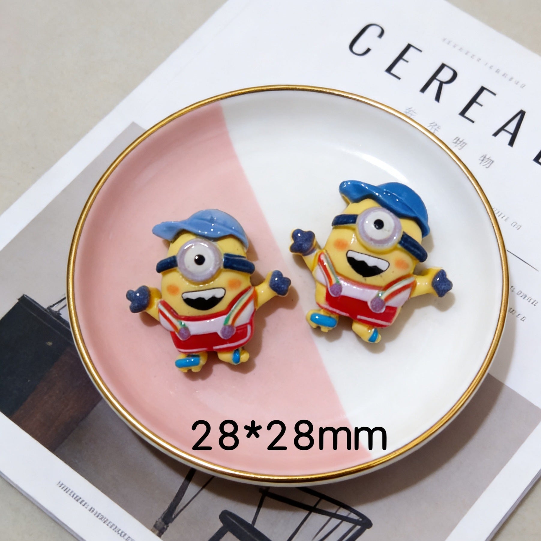 Minions Resin Charms(10pc)